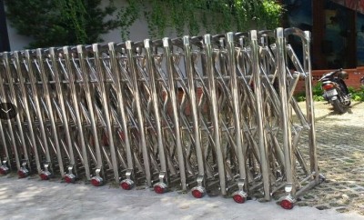 Cổng xếp kéo tay
